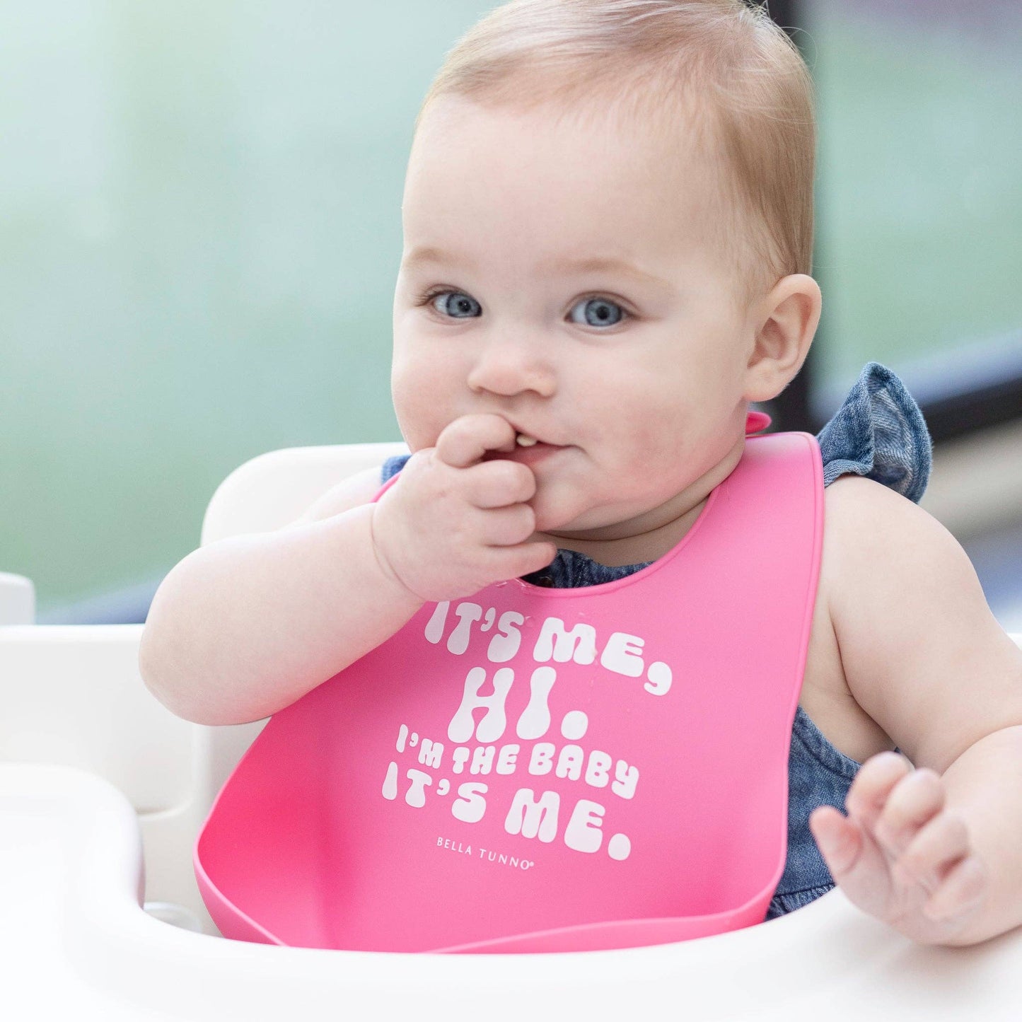 Bella Tunno - It's Me Hi Wonder Bib: Pink