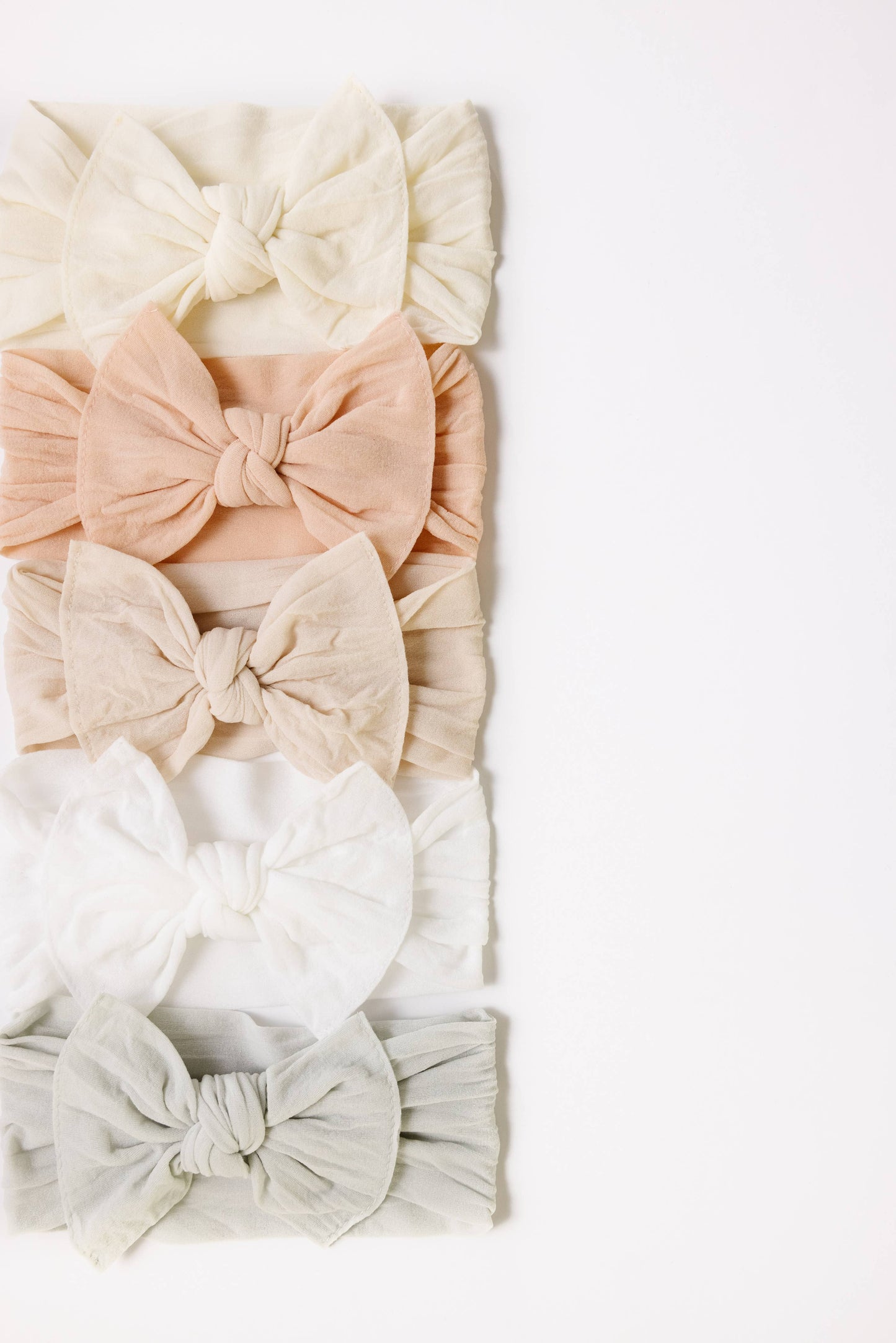 Baby Bling Bows - THE KNOT Soft nylon headband: oatmeal