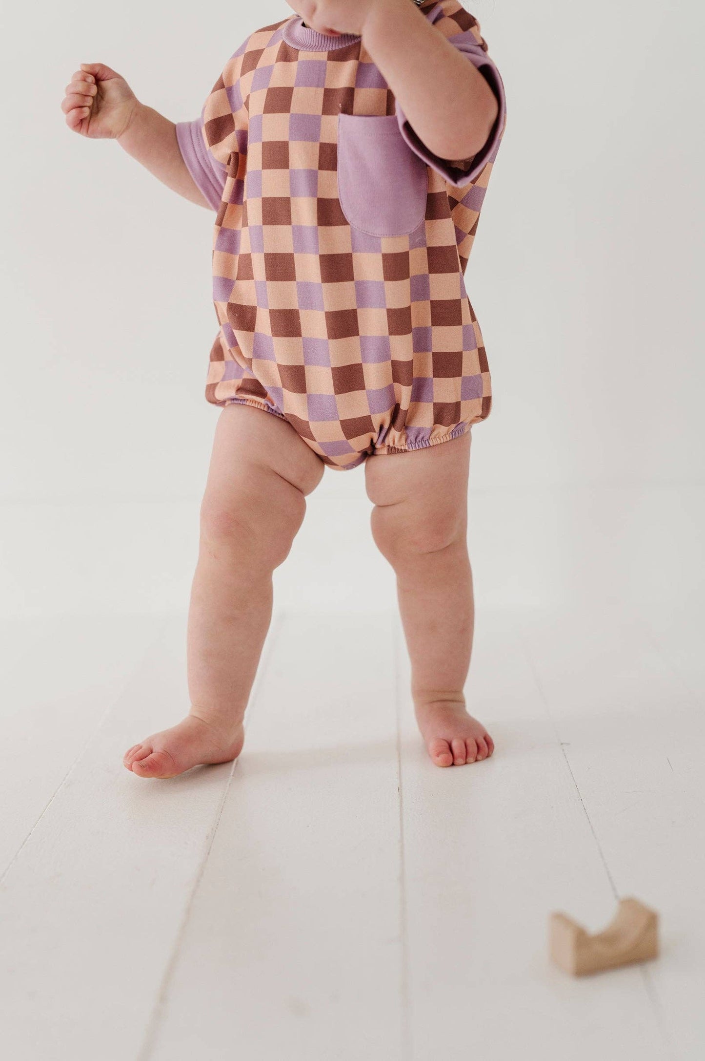 babysprouts clothing company - Short Sleeve Colorblock Romper: Checker in Burlwood