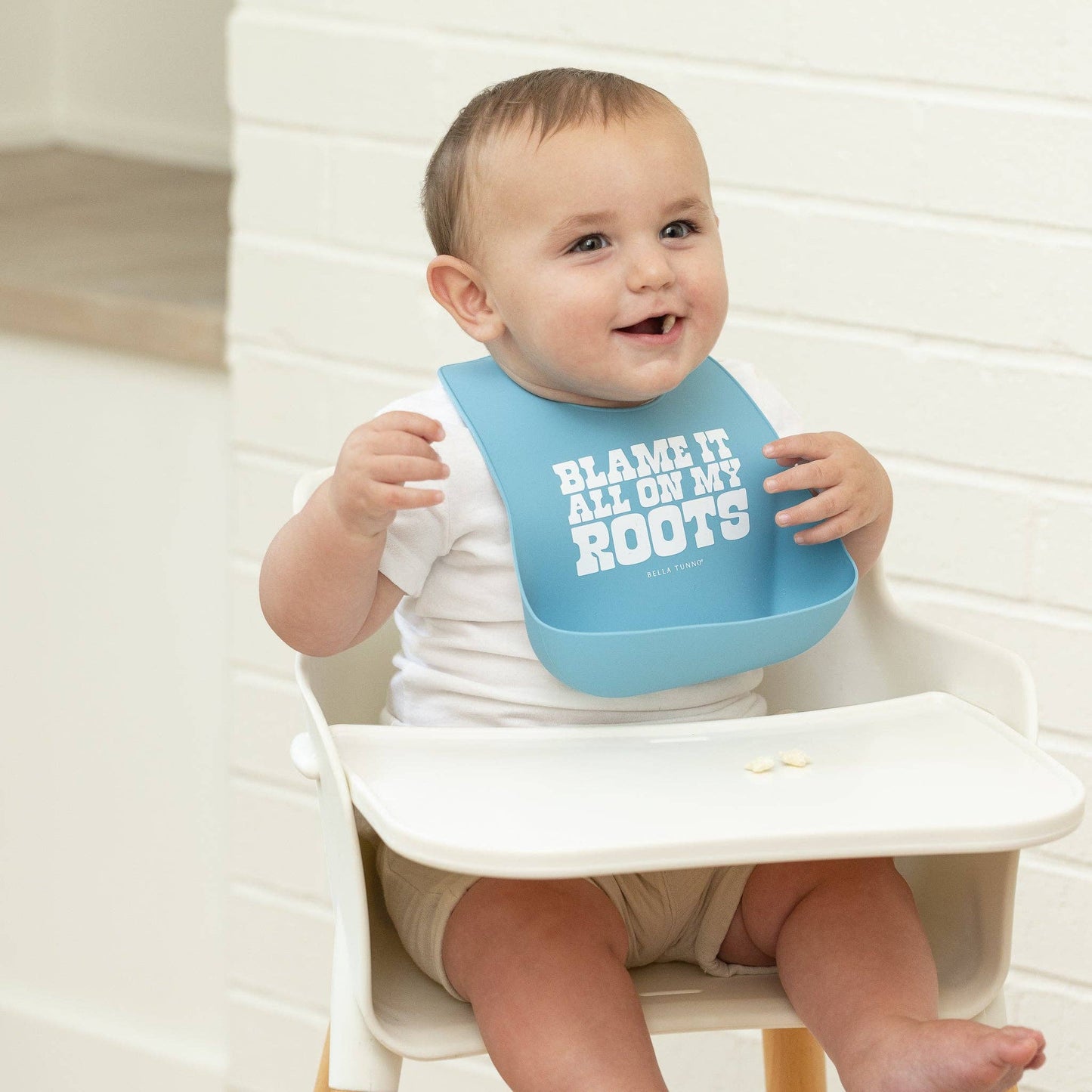 Bella Tunno - Blame it All On My Roots Wonder Bib: Blue